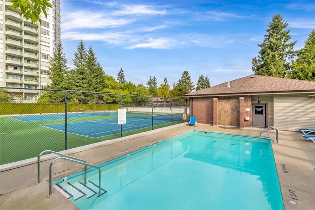 Swimming pool at The Stanley south view