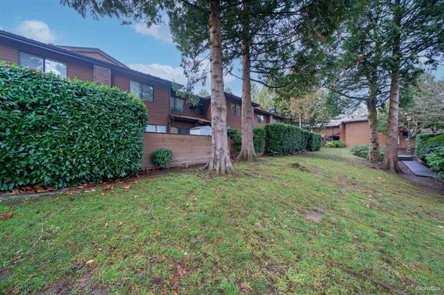 Lincoln's Gate complex