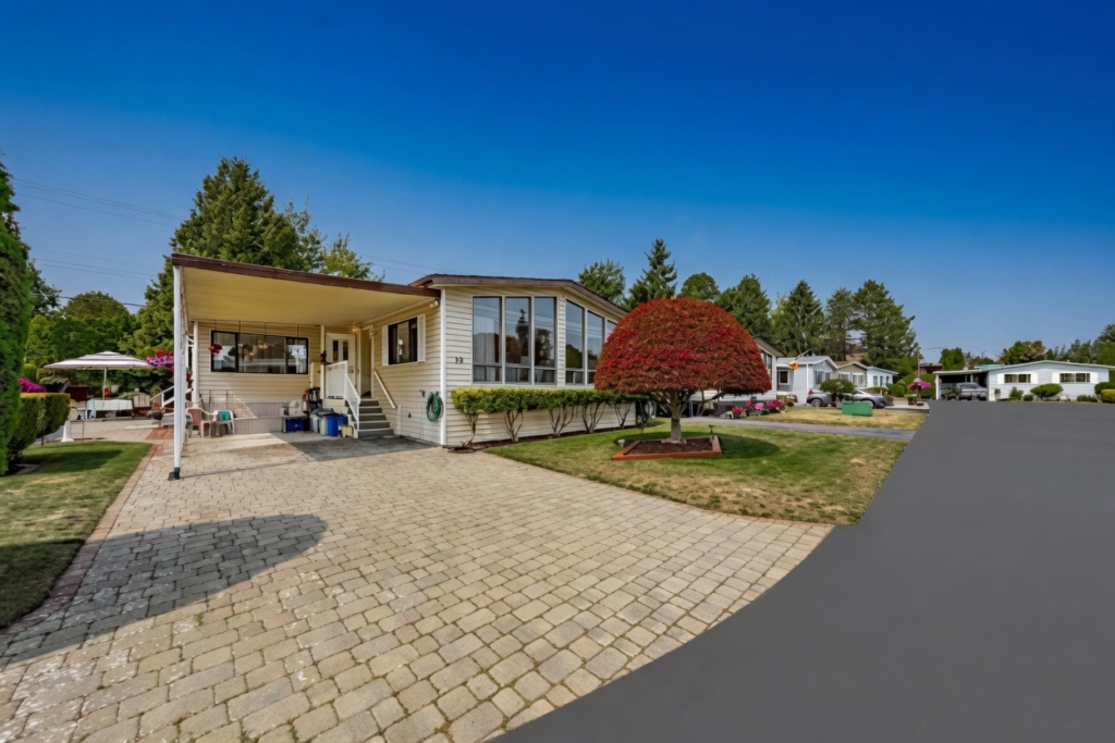 Five Oaks 2120 King George Boulevard