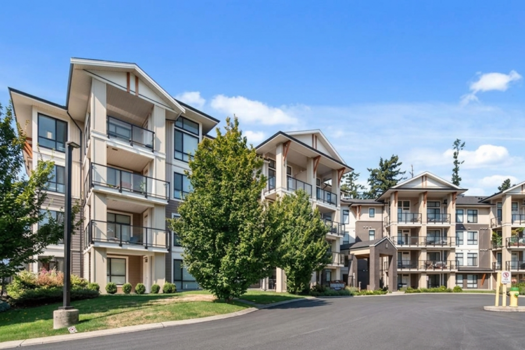 Park Ridge 45761 Stevenson Road - image shows exterior of the building