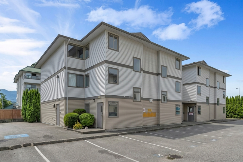 Timberlane 7435 Shaw Avenue Chilliwack, BC